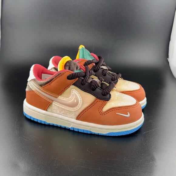 social status nike dunk free lunch